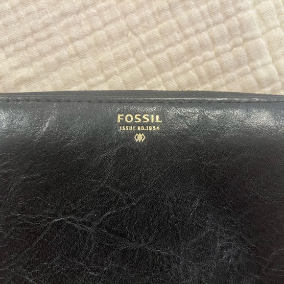 Black Fossil Wristlet - Picture 2 of 4